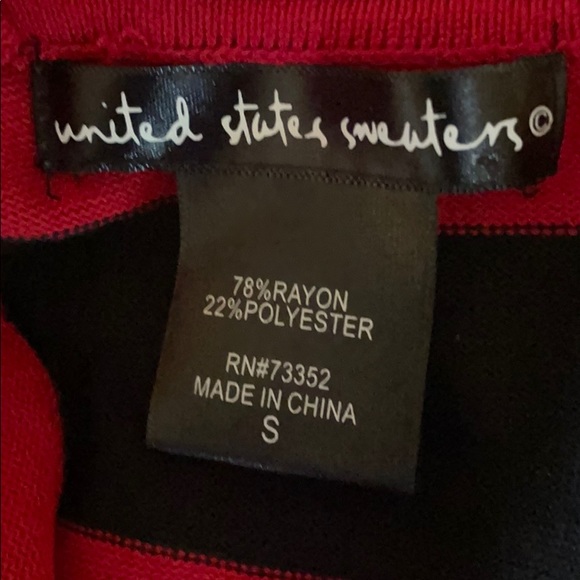 Small poncho shawl with sleeves - Picture 4 of 4